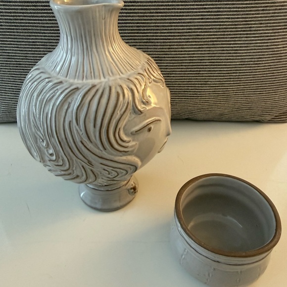 Jonathan Adler Utopia Water Carafes with Glasses - Picture 8 of 9